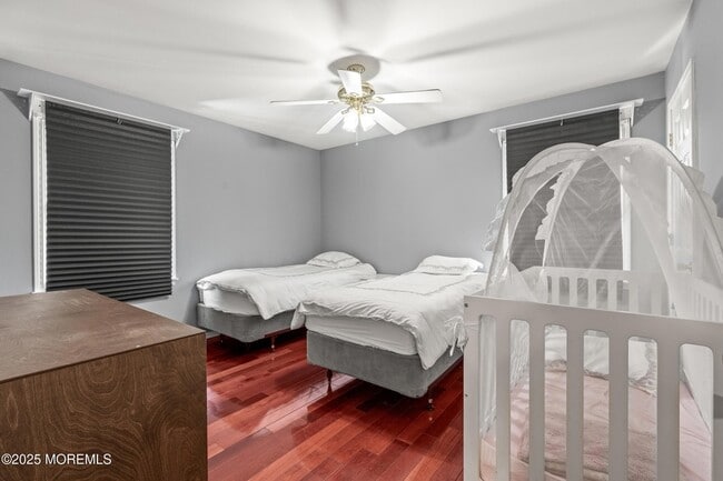 Building Photo - 7 Linden Ave