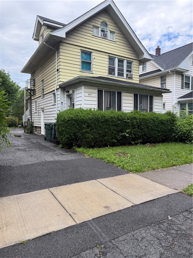 Building Photo - 415 Magee Ave