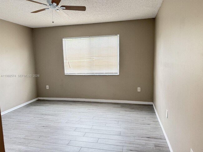 Building Photo - 5015 Wiles Rd