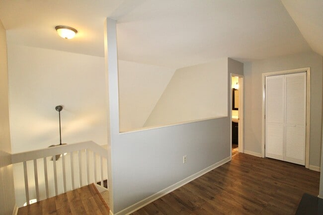 Building Photo - 1336 Hunters Rd