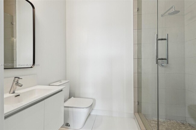 Building Photo - 10445 NW 68th Terrace