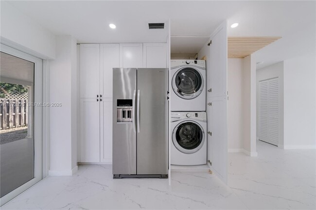 Building Photo - 9826 SW 222nd Terrace