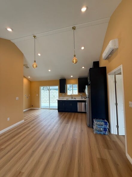 Building Photo - 1416 Prospect Dr