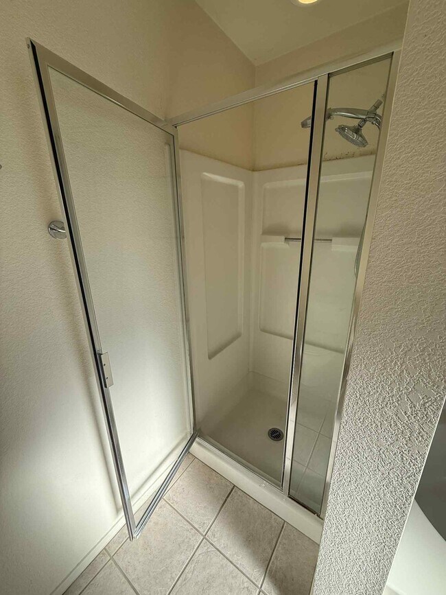 Building Photo - 13735 E Shadow Pines Ln