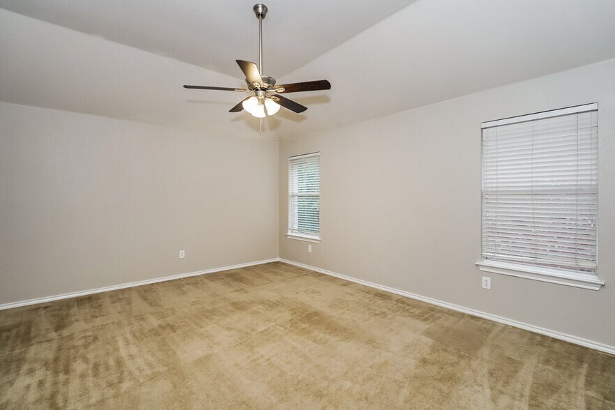 Building Photo - 6013 Portridge Dr