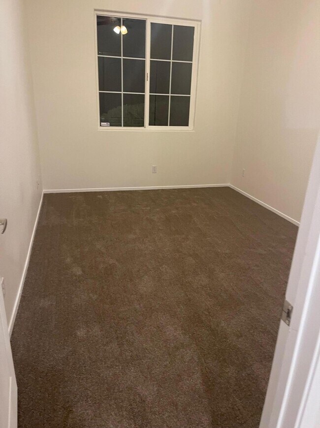 Building Photo - 11691 Foxdale Dr