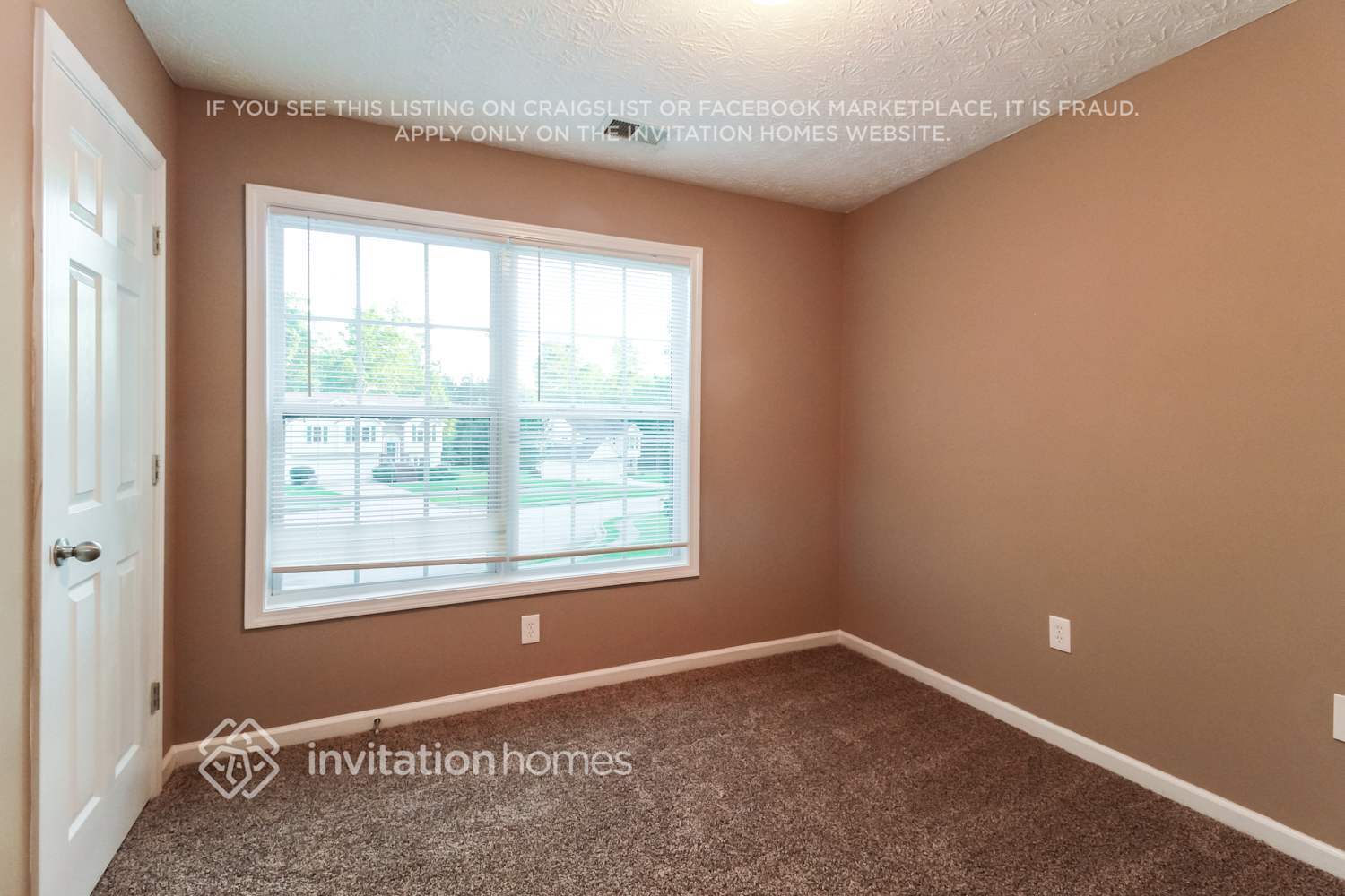 Building Photo - 200 Shadowbrook Dr