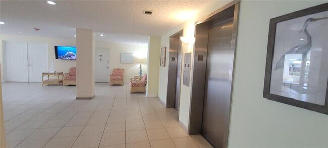 Building Photo - 6000 N Ocean Blvd