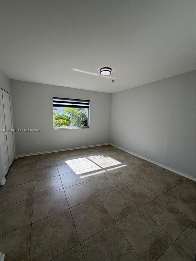 Building Photo - 551 NW 82nd Ave