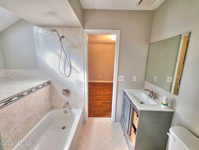 Building Photo - 4316 Pilgrim Way