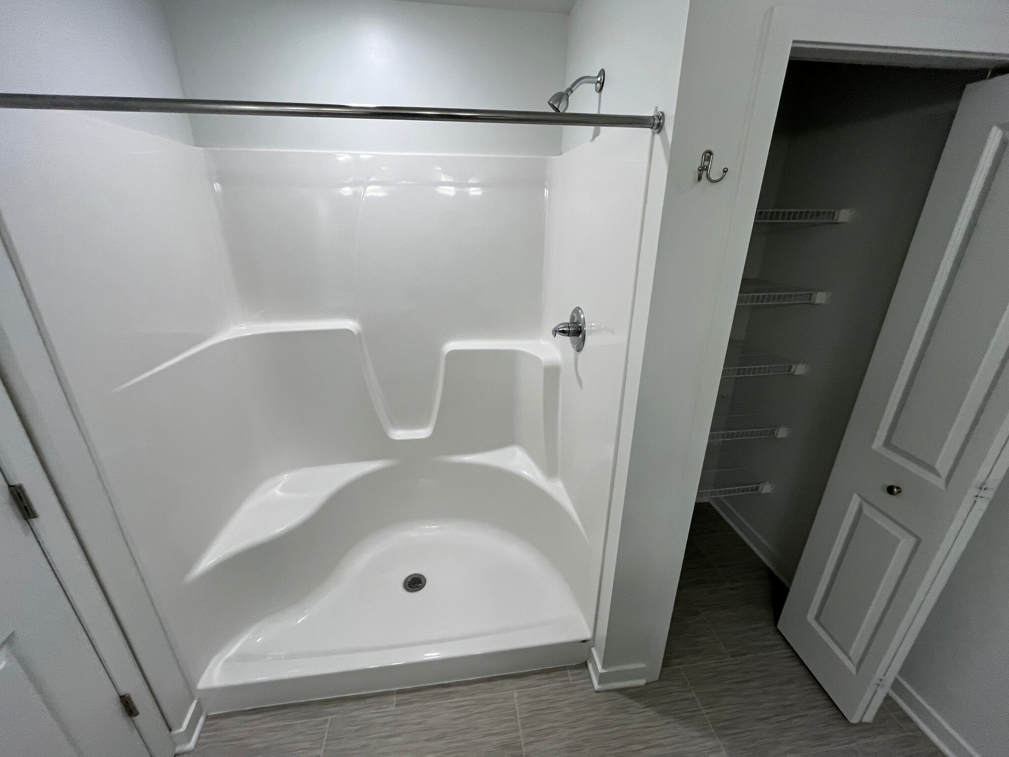 Building Photo - 3637 Andover Ln