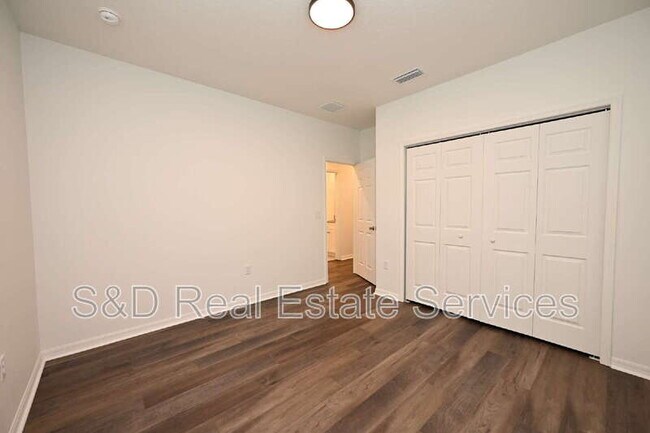 Building Photo - 1013 N Brunnell Pkwy