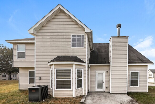 Building Photo - 4182 Arabian Way SW