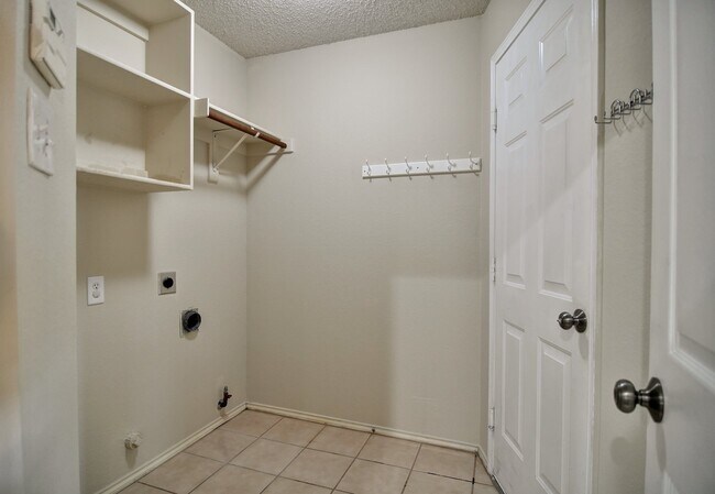 Building Photo - Beautiful Home in Plano ISD.
