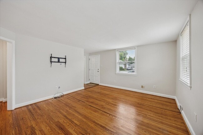 Building Photo - Charming 3-Bedroom Home in Marple Newtown ...