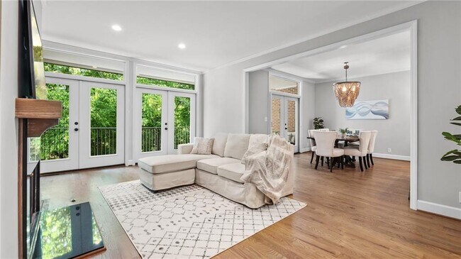 Building Photo - 3532 Paces Pl NW