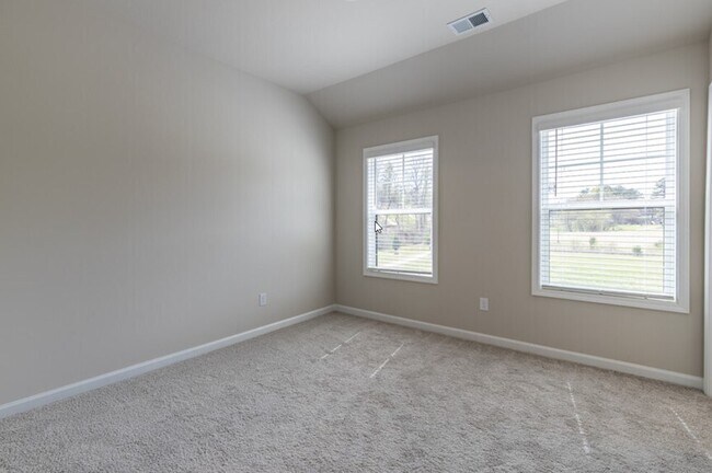 Building Photo - 862 Calvin Pk Dr