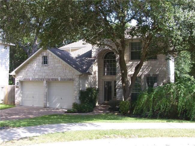 Building Photo - 2054 Kimbrook Dr