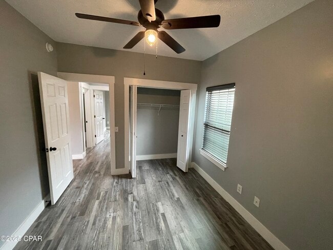 Building Photo - 5307 Seneca Ln