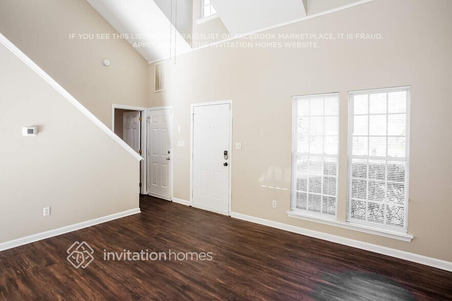 Building Photo - 9906 Sweet Plum Dr