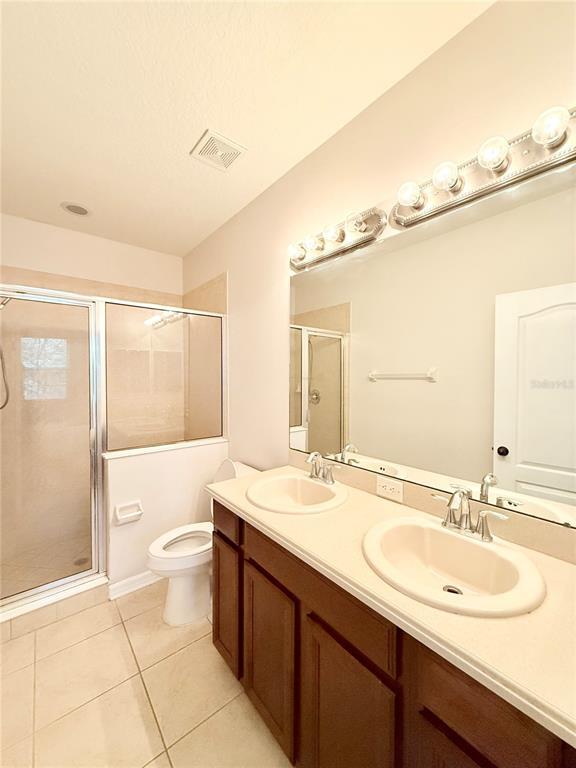 Building Photo - 956 Sombra St