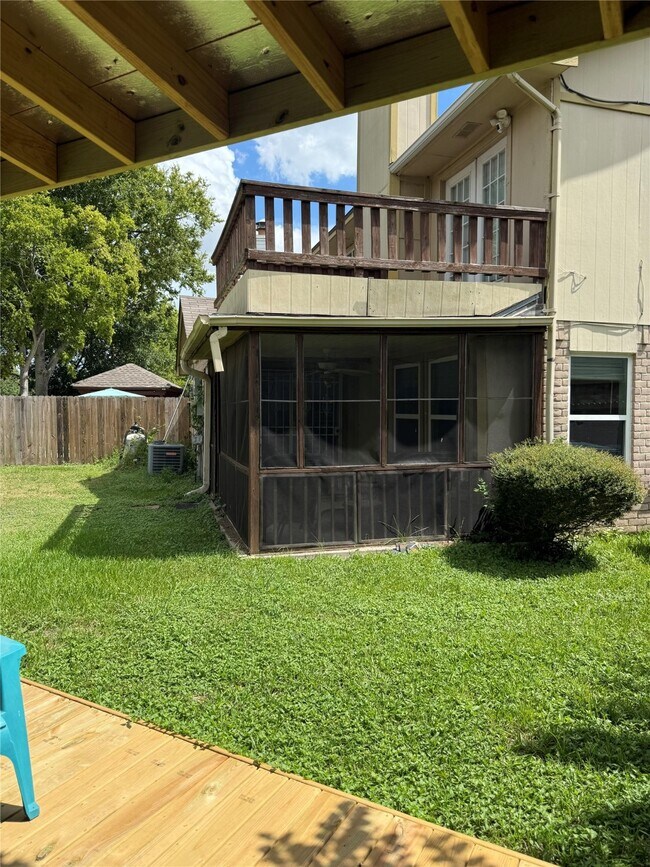 Building Photo - 8846 N Rylander Cir