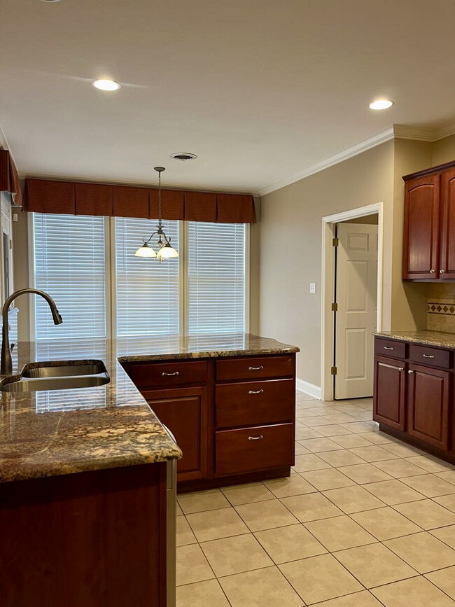 Building Photo - 4BR Home in Summer Rose with Two Primary Suites | 3,271 Sq Ft | Flexible Layout