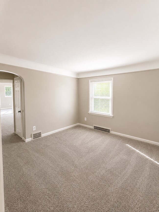 Building Photo - 6325 Neff Ave