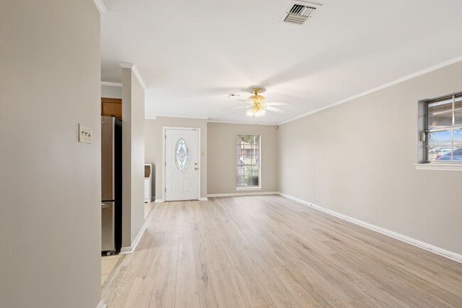 Building Photo - COMING APRIL 1ST!  NEWLY REMODELED HOME!