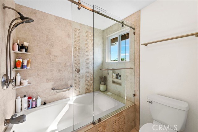 Building Photo - 2415 Camino Bucanero