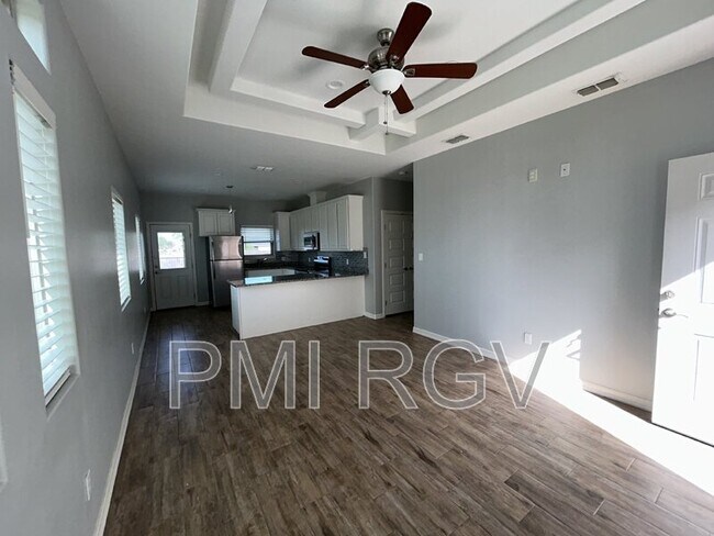 Building Photo - 2100 Jackson St