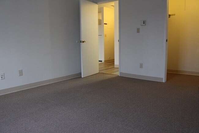 Building Photo - 46 Cochituate Rd