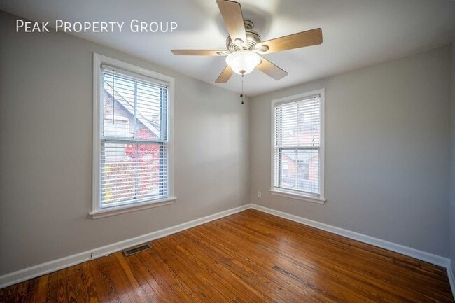 Building Photo - 510 S Lazelle St