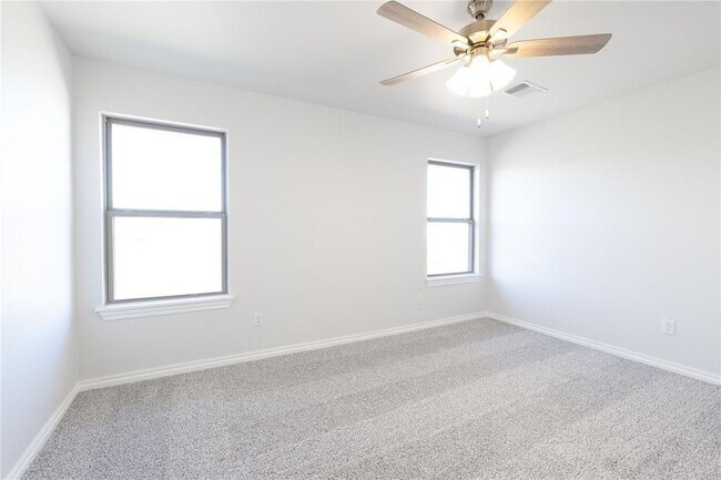 Building Photo - 9024 NW 127th St