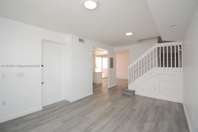 Building Photo - 8635 SW 152nd Ave