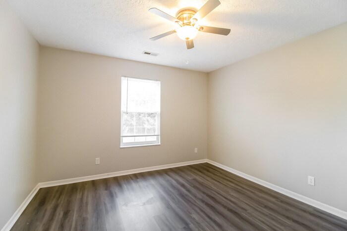 Building Photo - 4189 Bonita Dr