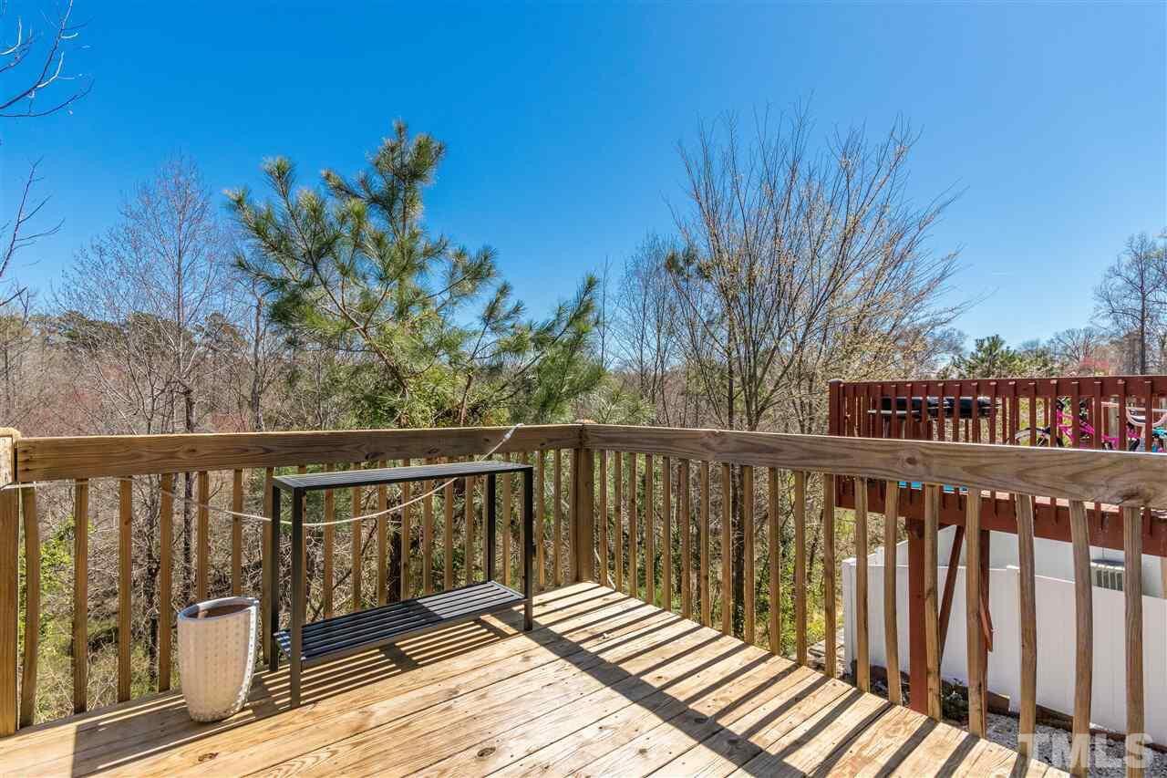 Building Photo - Room in Townhome on Big Bass Dr