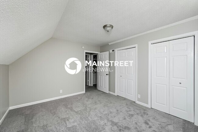 Building Photo - 3 Bedroom Pet-Friendly Home in Nashville, TN with Main Street Renewal