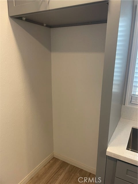 Building Photo - 310 E 81st St