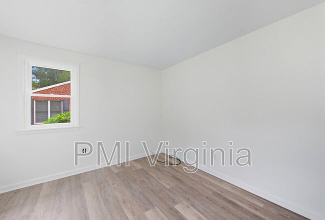 Building Photo - 2226 Florida Ave