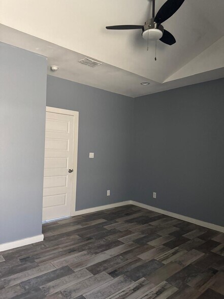 Building Photo - 2117 Taxco Ct