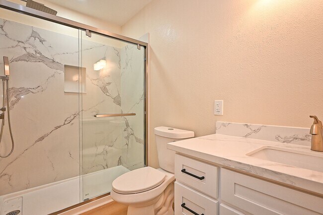 Building Photo - $4590 -- Beautifully Remodeled Brookvale Home on a Quiet Court