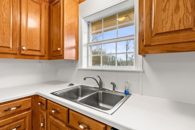 Building Photo - 12313 Jacksonville-Cato Rd