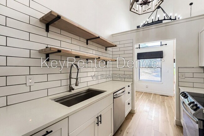 Building Photo - 4603 S Fraser Ct