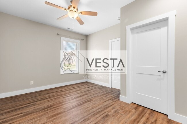 Building Photo - 12 Riddle Rd