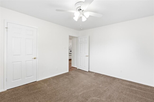 Building Photo - 1613 Sunnyvale St