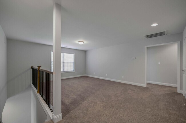 Building Photo - 4155 Sperling Dr