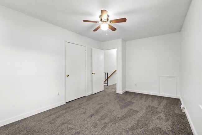 Building Photo - 8 Blocks from Garden City Beach! 2 Bed/1.5 Bath Duplex