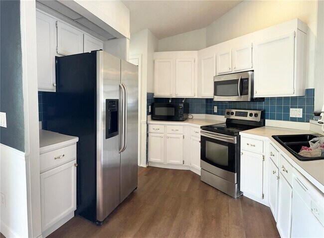 Building Photo - 14542 Grassy Cove Cir