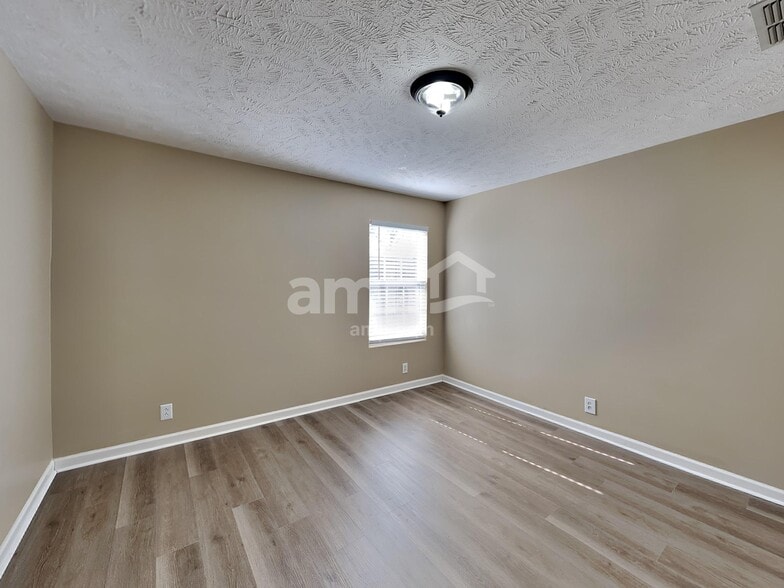 Building Photo - 4861 Nina Marie Ave